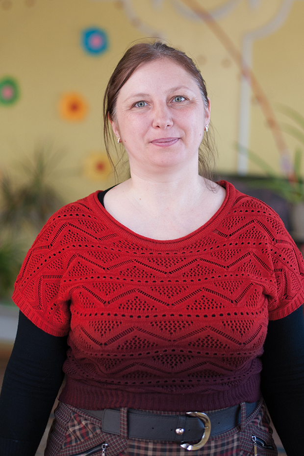 Елена Леськив, 39 лет, родной город – Целиноград, педагог, филолог