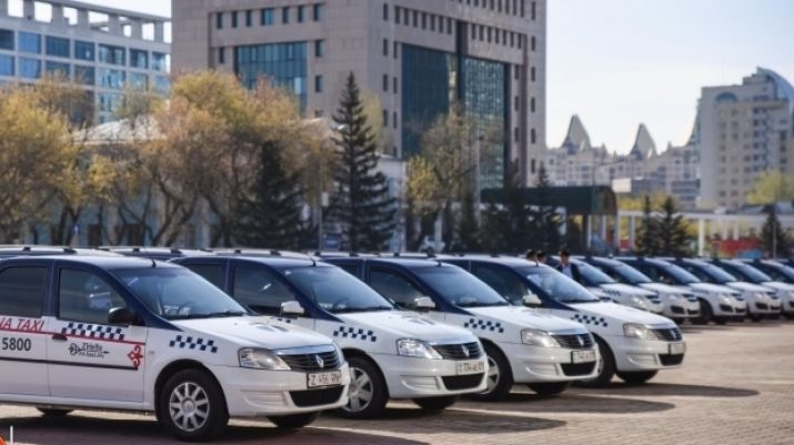 avtomobil-nyy-park-edinoy-sluzhby-astana-taxi-popolnilsya-na-25-edinic