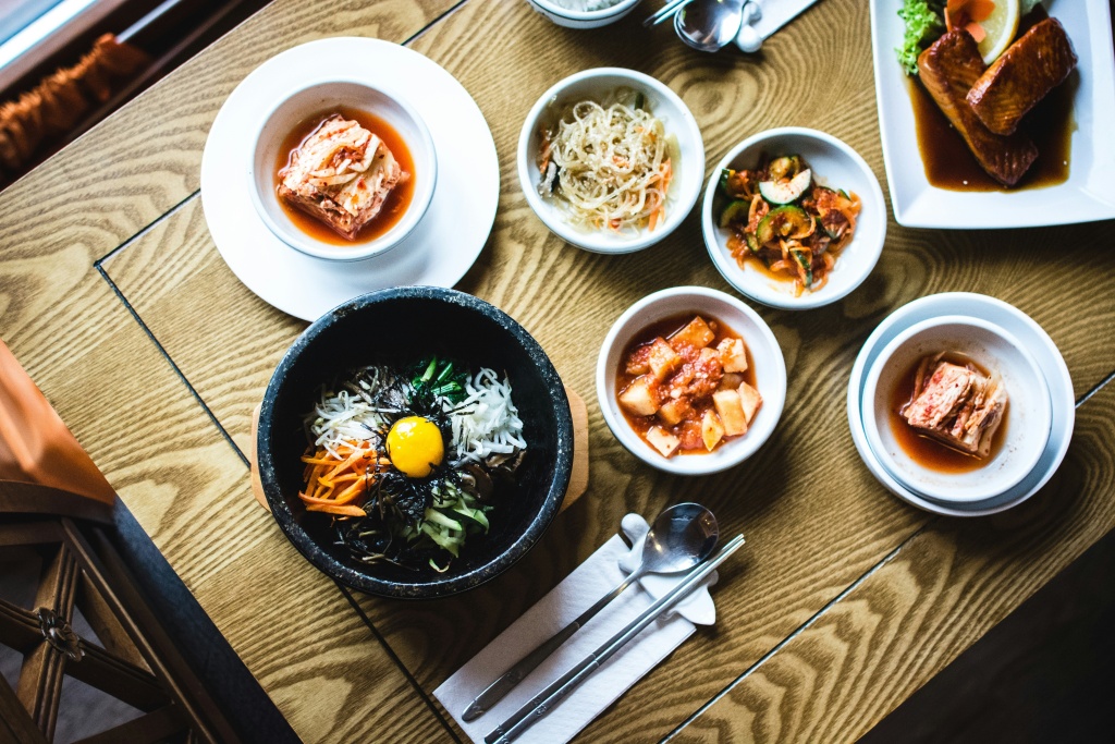 поесть корейскую еду Алматы