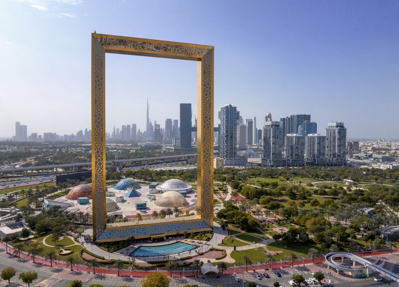 Medium-DET_Dubai Frame_Always On_2.jpg