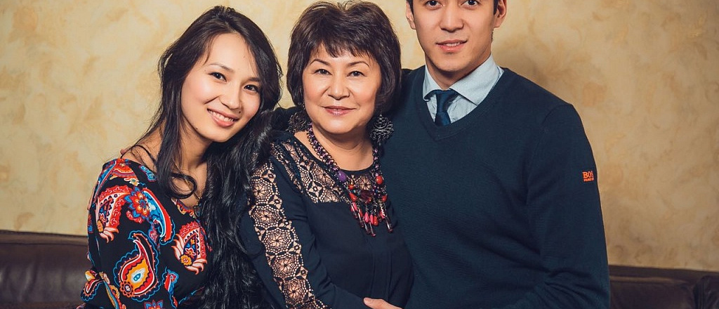 3-kazakhstani-families-still-living-with-parents