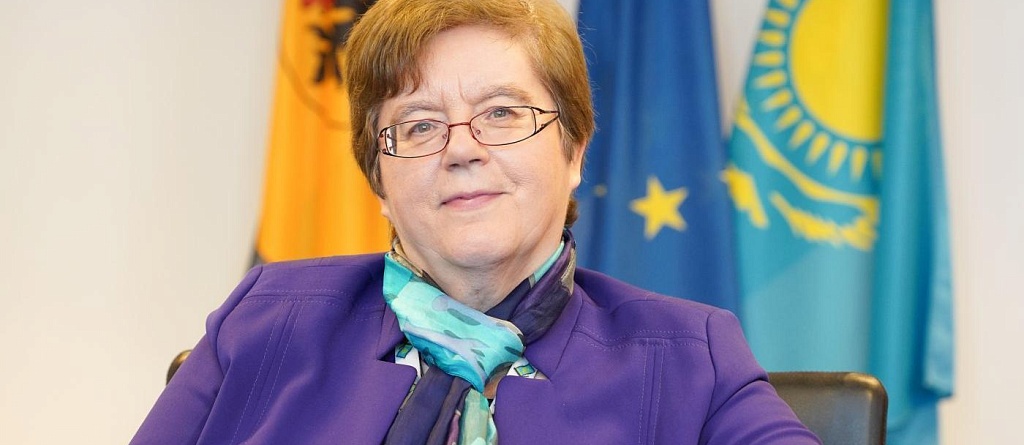 Посол Германии о дипломатической карьере и стипендиях для жителей Центральной Азии