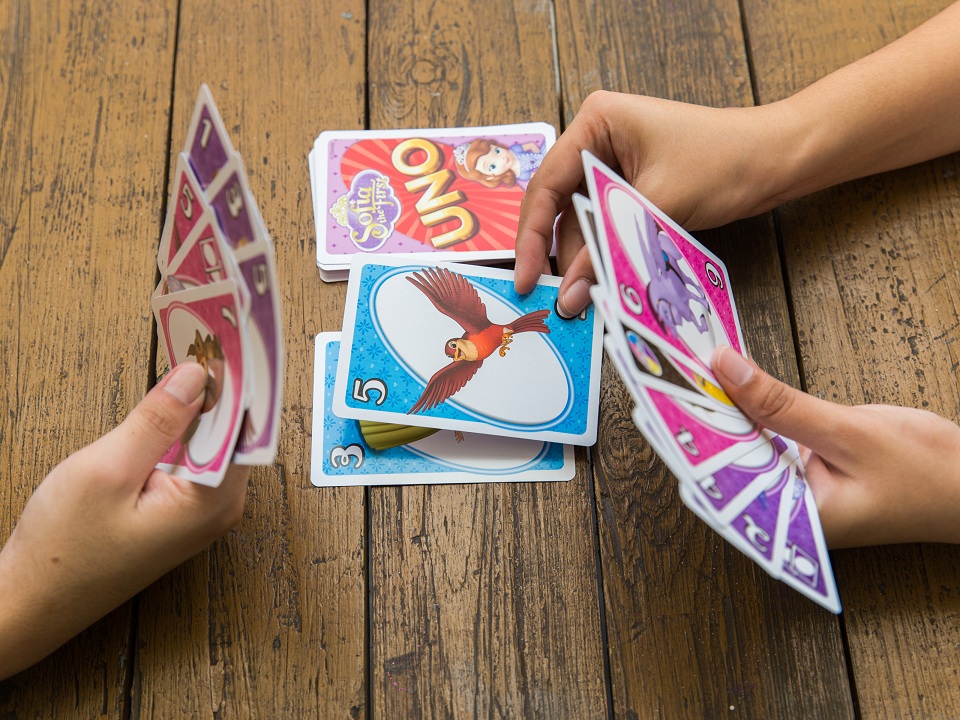Deal-Cards-for-Uno-Step-9.jpg