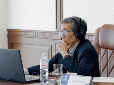 tan-chin-tiong-about-coming-to-kazakhstan-working-in-the-almau-board-of-trustees-and-impressions-of-almaty
